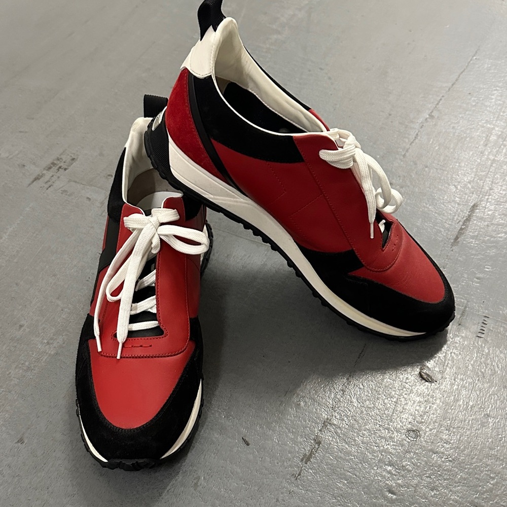Fendi size 9 Red and Black Men's Sneakers